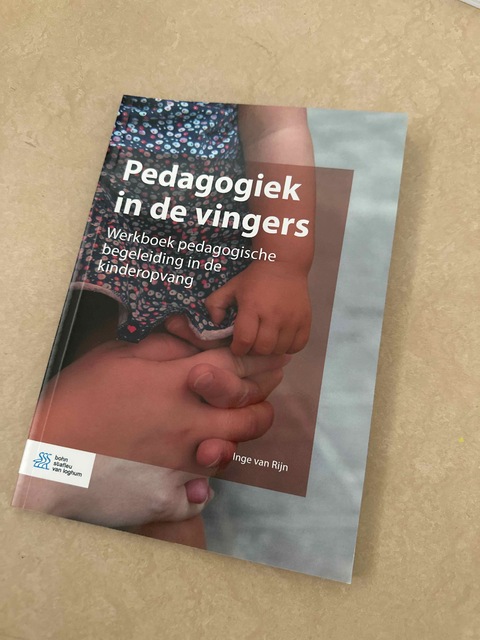 9789036824347-Pedagogiek-in-de-vingers