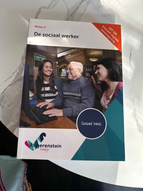 9789037256475-De-sociaal-werker