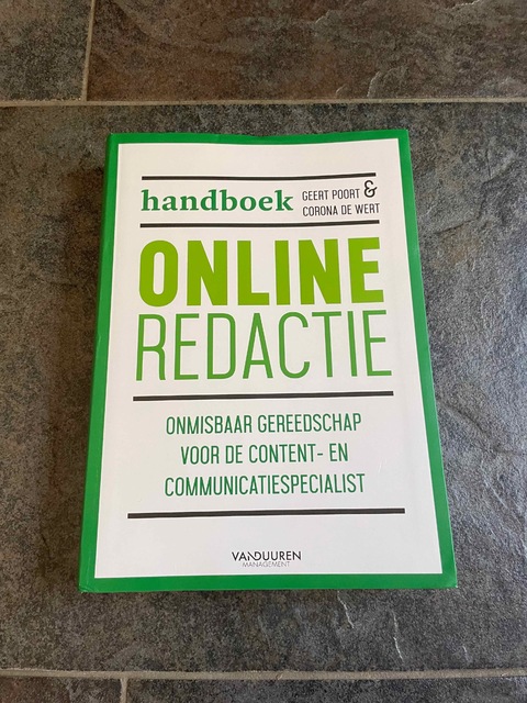 9789089654403-Handboek-online-redactie