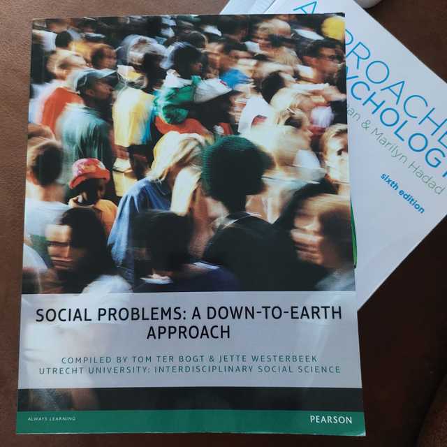 9781783769049-CU.WesterbeekSocial-Problems-2e_p