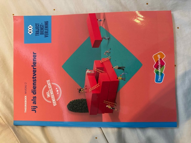 9789006503999-Traject-Combipakket-Dienstverlening-Jij-als-dienstverlener-niveau-2-boek-en-verwerkingslicentie-1-jaar