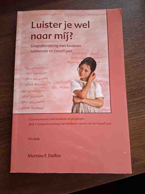 9789088505102-Luister-je-wel-naar-mij