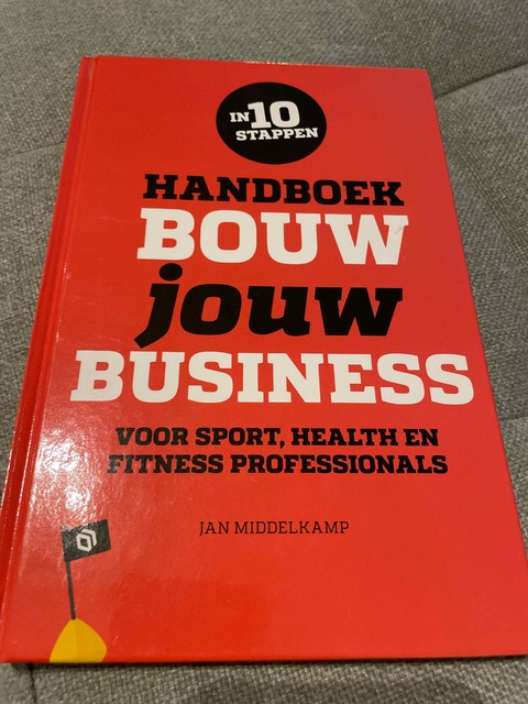 9789082190458-Handboek-bouw-jouw-business