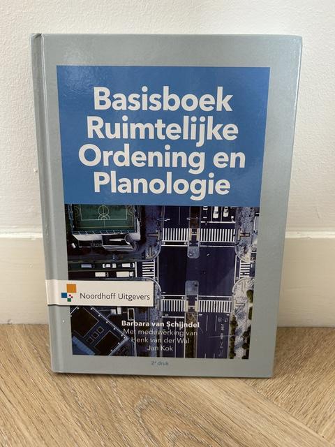 9789001861353-Basisboek-Ruimtelijke-Ordening-en-Planologie