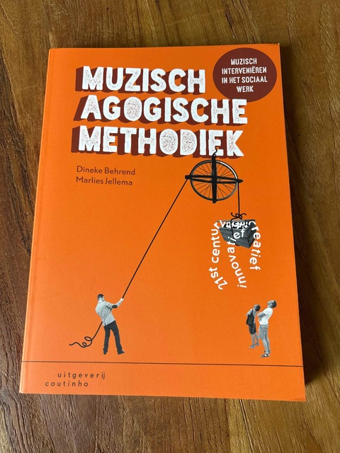 9789046904541-Muzisch-agogische-methodiek