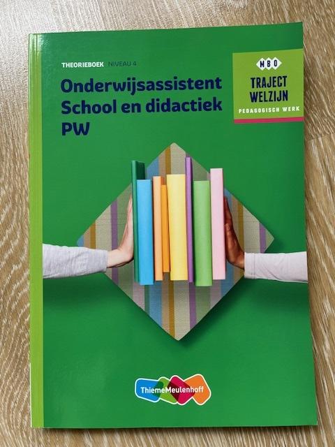 9789006858877-Onderwijsassistent-School-en-didact-SL-Niveau-4-Theorieboek