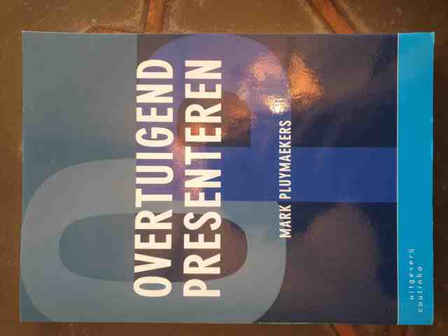 9789046902134-Overtuigend-presenteren