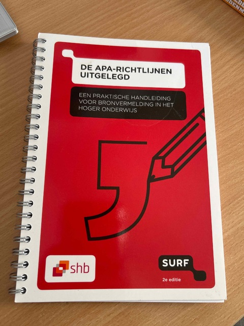 9789072482204-De-APA-richtlijnen-uitgelegd