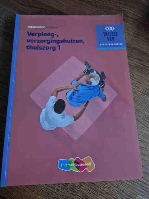 9789006910414-Verpleeg-verzorgingshuizen-thuiszorg-1-niveau-4