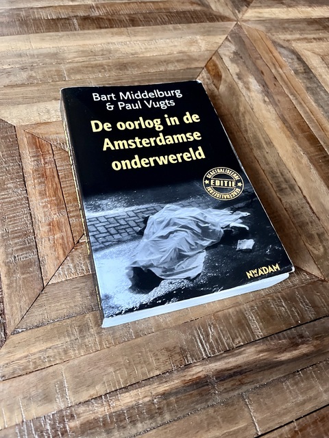 9789046804230-Oorlog-In-De-Amsterdamse-Onderwereld