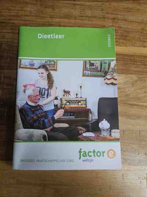 9789037240245-Dieetleer-basisdeel-maatschappelijke-zorg-2018-2019