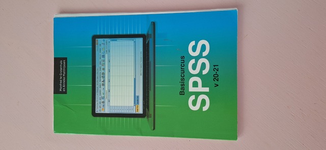 9789023249825-Basiscursus-SPSS-versie-20-21
