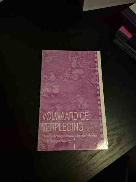 9789060649879-Volwaardige-verpleging