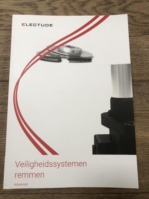 9789493342675-Veiligheidssystemen-remmen-Advanced