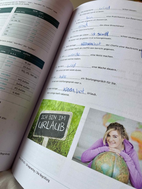 9789400237728-DUI-A1-HTR