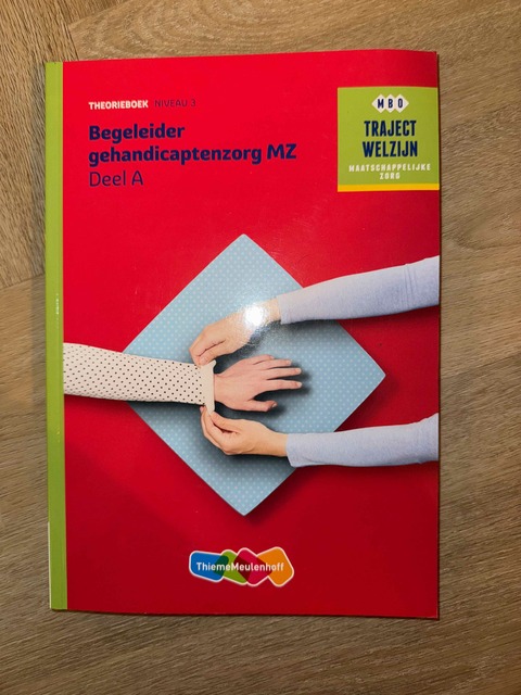 9789006622133-Begeleider-gehandicaptenzorg-MZ-A-Theorieboek-niveau-3