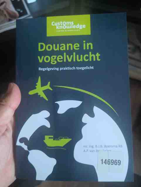 9789464038590-douane-in-vogelvlucht-