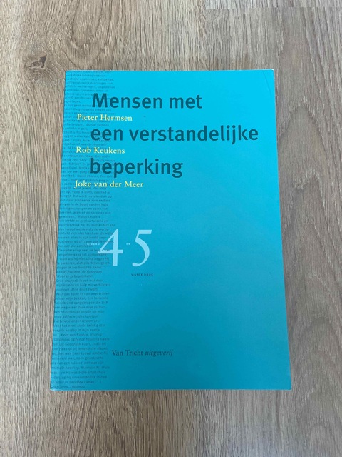 9789492333100-Mensen-met-een-verstandelijke-beperking-Praktijkleerboek-niveau-4-en-5