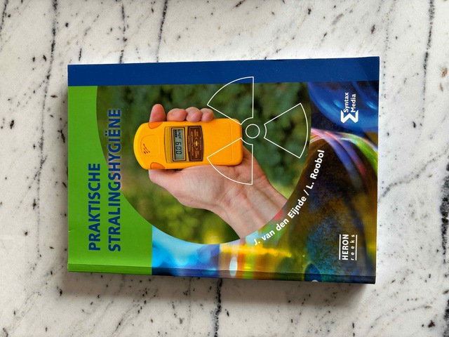 9789491764295-Praktische-stralingshygiene
