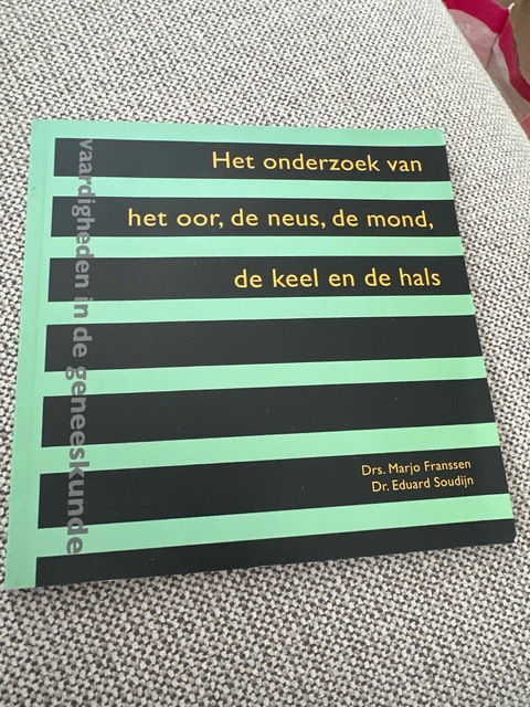 9789077201060-Het-onderzoek-van-het-oor-de-neus-de-mond-de-keel-en-de-hals