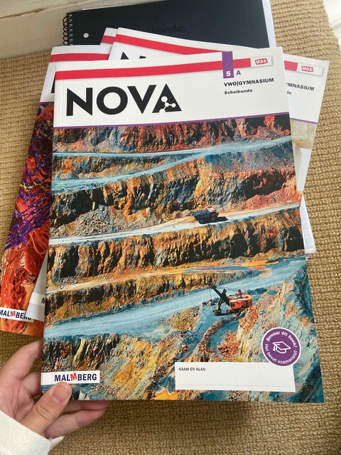 9789402077827-Nova-leerjaar-5-vwogymnasium-scheikunde-Leeropdrachtenboek-A