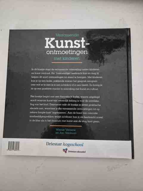 9789077889572-Verrassende-kunstontmoetingen-met-kinderen