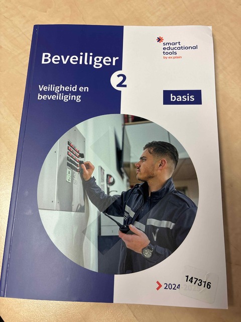 9789493326149-Beveiliger-2-Veiligheid-en-beveiliging-basis