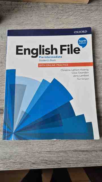 9780194037419-English-File-Pre-Intermediate.-Students-Book-with-Online-Practice