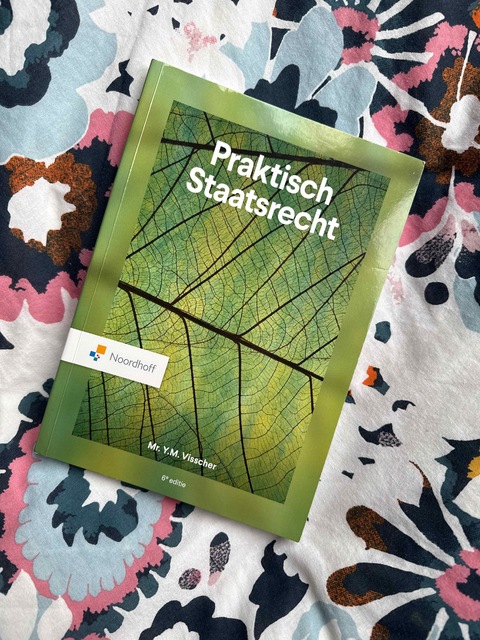9789001047443-Praktisch-staatsrecht