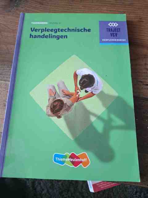 9789006910353-Verpleegtechnische-handelingen-niveau-4-Theorieboek