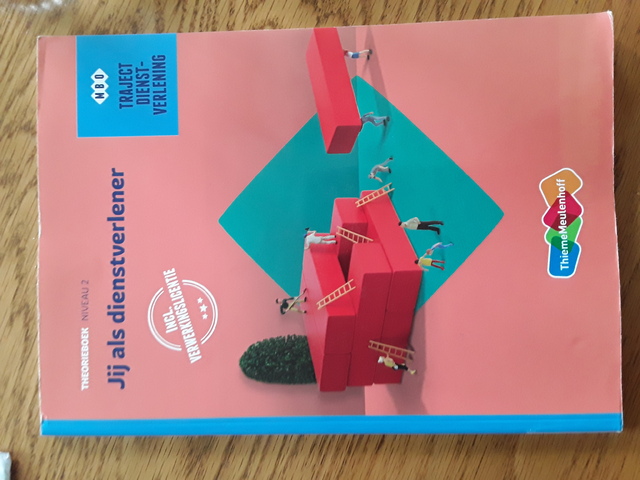 9789006503999-Traject-Combipakket-Dienstverlening-Jij-als-dienstverlener-niveau-2-boek-en-verwerkingslicentie-1-jaar