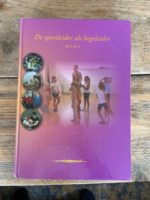 9789085241096-De-sportleider-als-begeleider-SB-3-4
