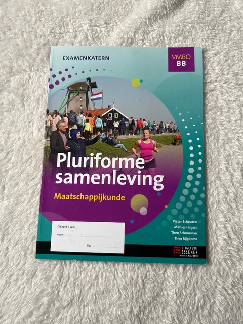 9789086743643-Pluriforme-samenleving-vmbo-bb-maatschappijkunde