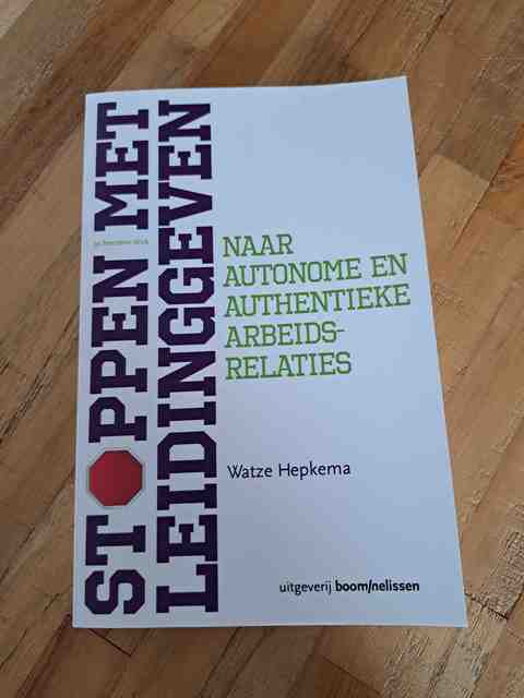 9789024401826-Stoppen-met-leidinggeven