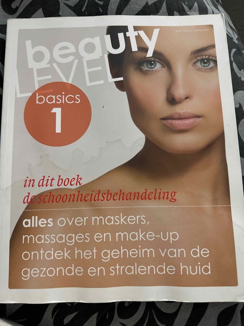 9789491277955-Beauty-Level-Basic-1-De-Schoonheidsbehandeling