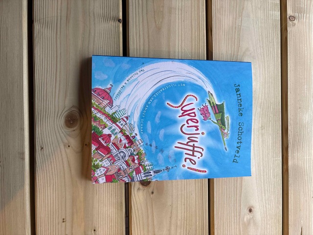 9789083373461-Superjuffie