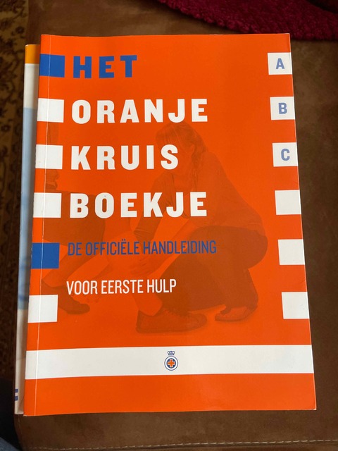 9789006921717-Oranje-Kruis