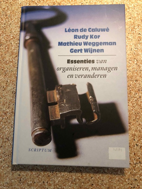 9789055942473-Essenties-van-organiseren-managen-en-veranderen