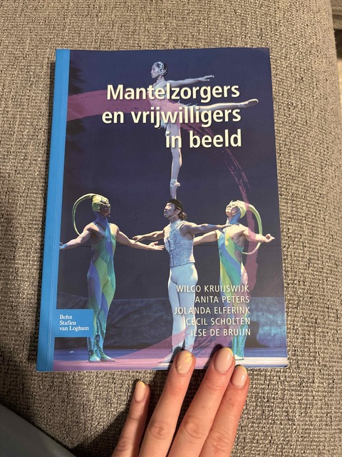 9789031392261-Mantelzorgers-en-vrijwilligers-in-beeld