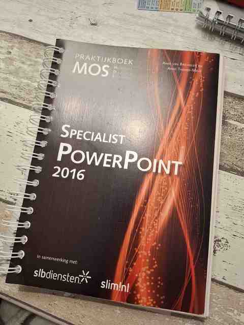 9789059066007-Praktijkboek-MOS-Powerpoint-2016