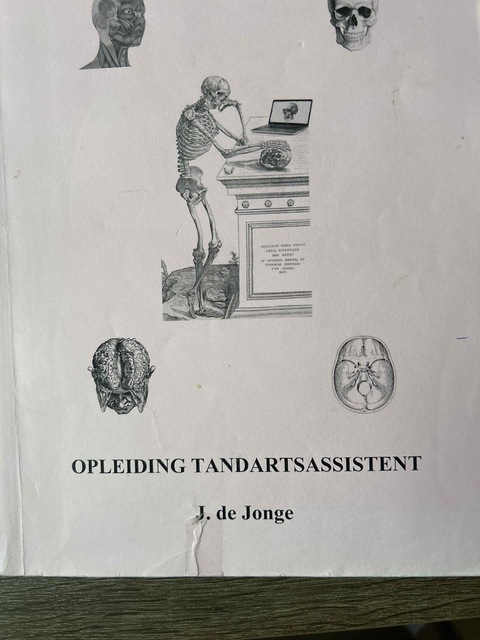 9789492208033-Hoofd-hals-anatomie