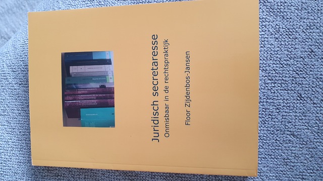 9789082199420-Juridisch-secretaresse-