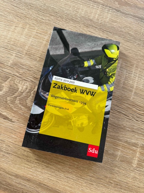 9789012405270-Zakboek-WVW.-Wegenverkeerswet-1994-2020