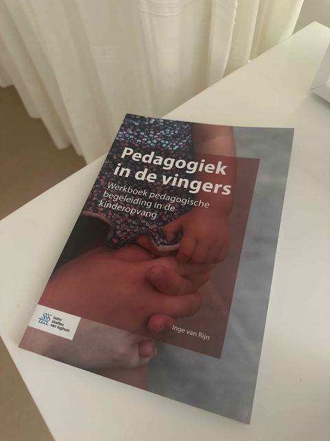 9789036824347-Pedagogiek-in-de-vingers