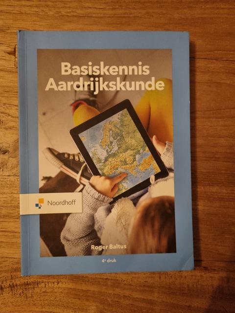 9789001299156-Basiskennis-Aardrijkskunde