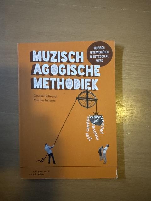 9789046904541-Muzisch-agogische-methodiek