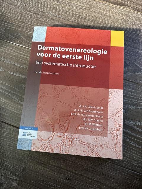 9789036819022-Dermatovenereologie-voor-de-eerste-lijn