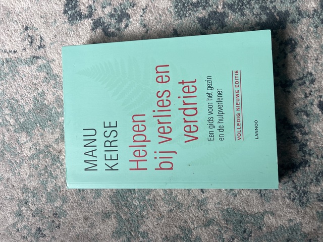 9789401442879-Helpen-bij-verlies-en-verdriet