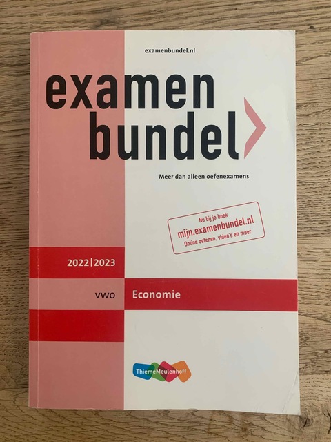 9789006639933-Examenbundel-vwo-Economie-20222023