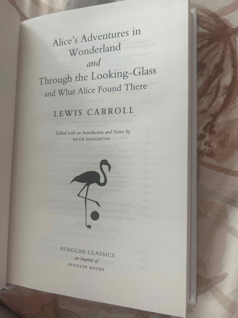 9780141192468-Alices-Adventures-in-Wonderland-and-Through-the-Looking-Glass